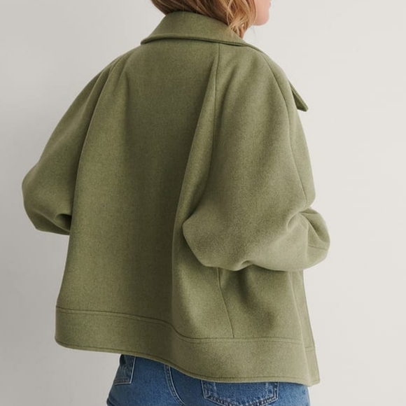 NA-KD Oversized Short Chest Pocket Jacket - Picture 3 of 14